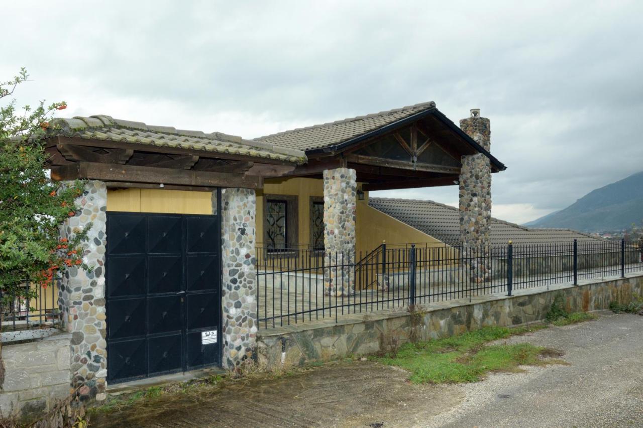 Wood And Stone Vila Ioannina Exterior foto